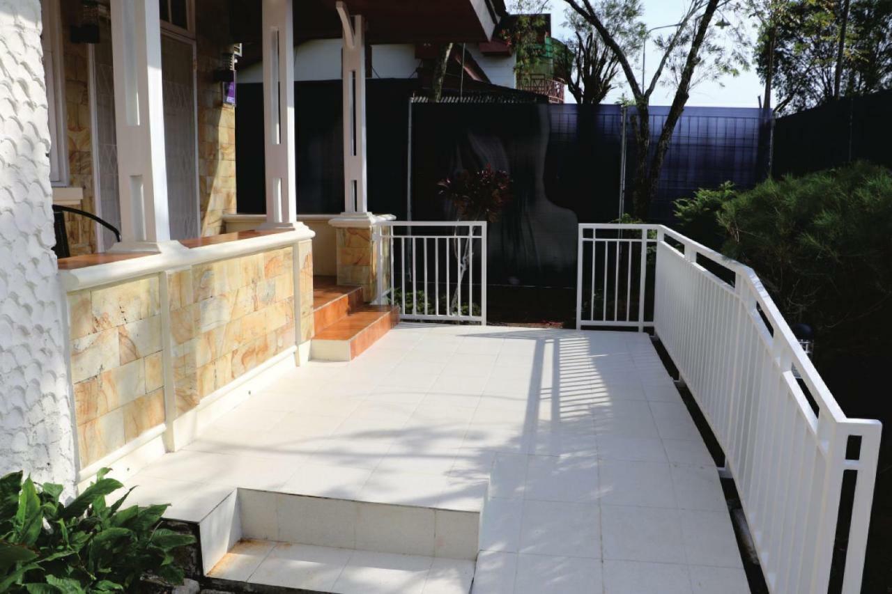 Diyar Villas Puncak Q4/11 Zewnętrze zdjęcie